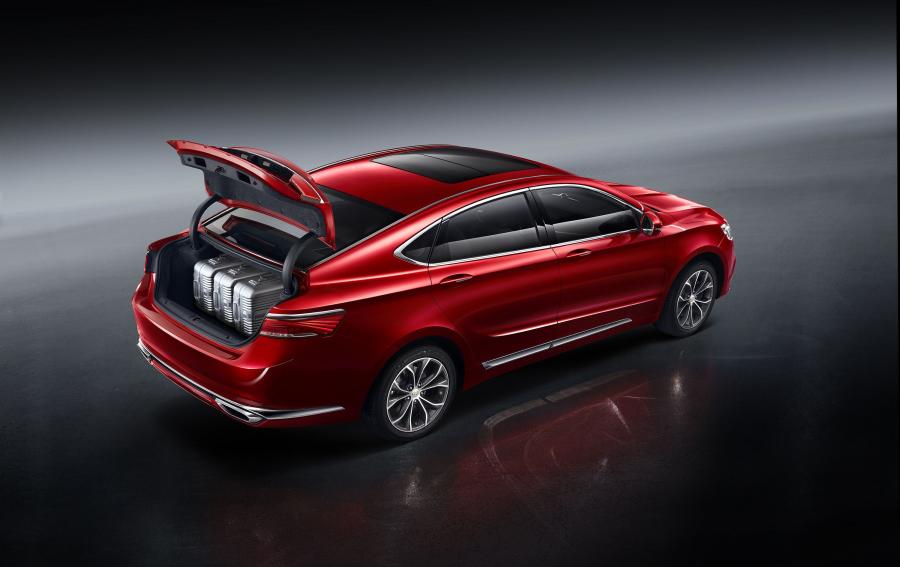  Geely Bo Rui GE (GC9) 2018 года  (фото 5 из 15)